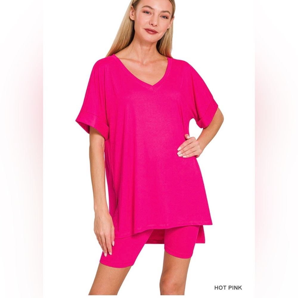 BRUSHED DTY MICROFIBER V-NECK TOP & BIKER SHORTS